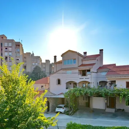 דירה 1br Premium, Terrace & Parking זאדאר